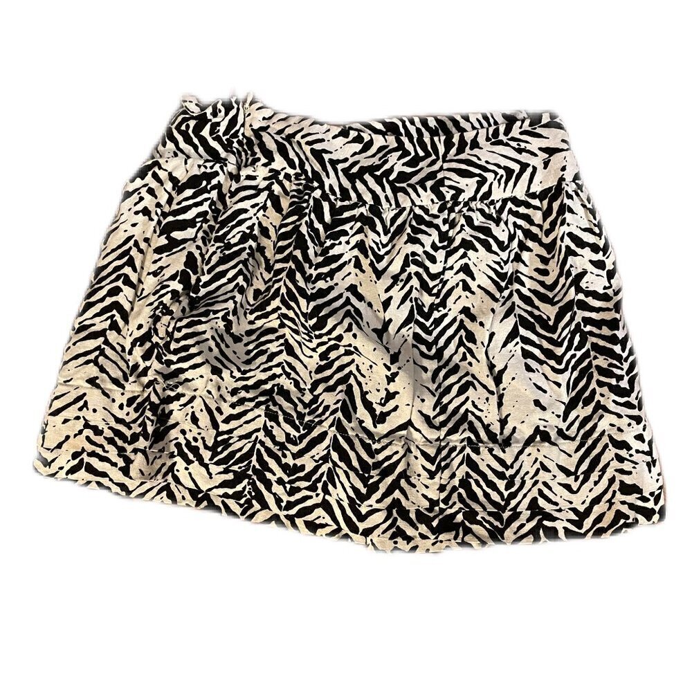 Forever 21 Black and White Zebra Patterned Micro Mini Skirt || Size Small